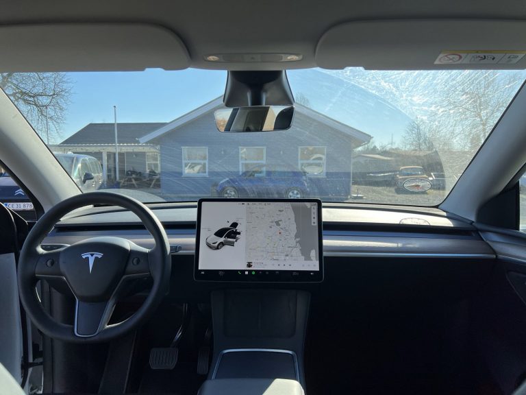 Tesla Model Y - Mobilsiden.dk