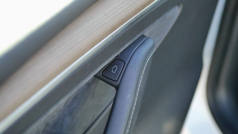 Tesla Model Y - Mobilsiden.dk