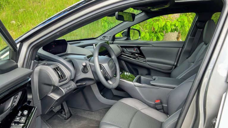 Toyota bZ4X - Mobilsiden.dk