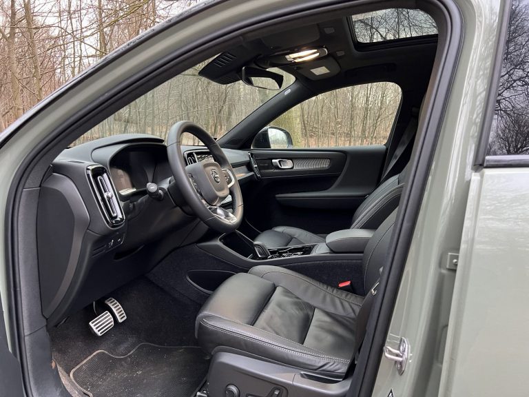 Volvo XC40 Recharge - Mobilsiden.dk