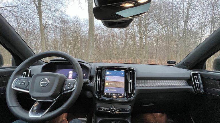 Volvo XC40 Recharge - Mobilsiden.dk