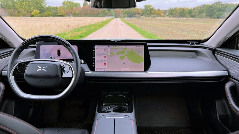Xpeng P7 - Mobilsiden.dk