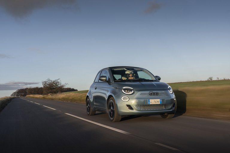 Fiat 500 Electric Cabriolet - Mobilsiden.dk