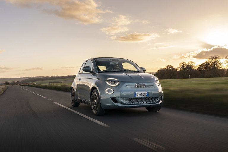 Fiat 500 Electric Cabriolet - Mobilsiden.dk