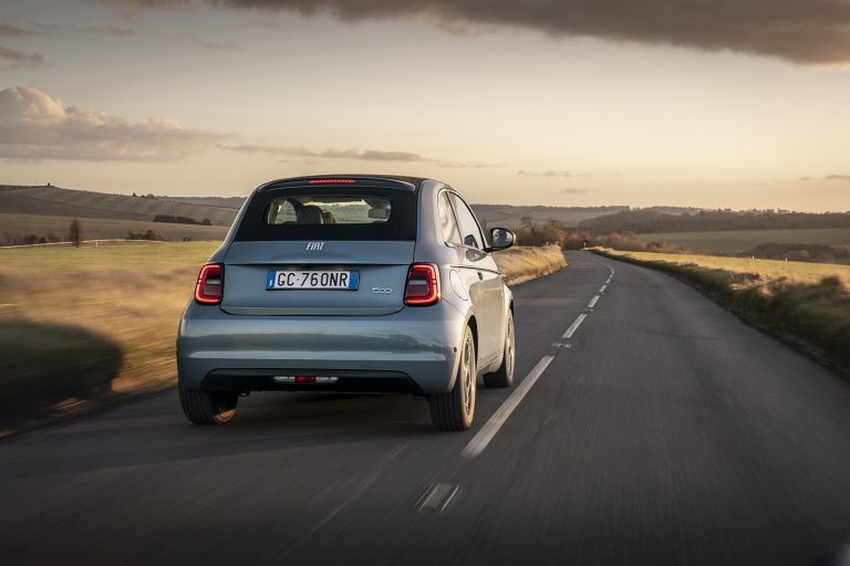 Fiat 500 Electric Cabriolet - Mobilsiden.dk