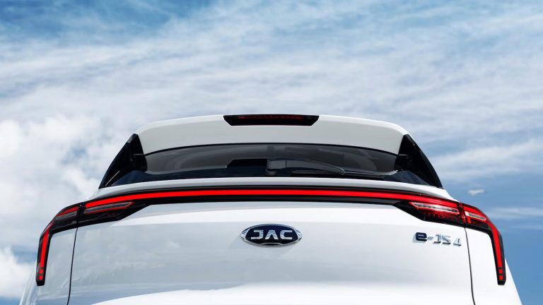 JAC e-JS4 - Mobilsiden.dk