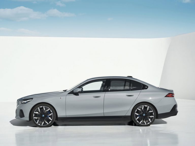 BMW i5 - Mobilsiden.dk