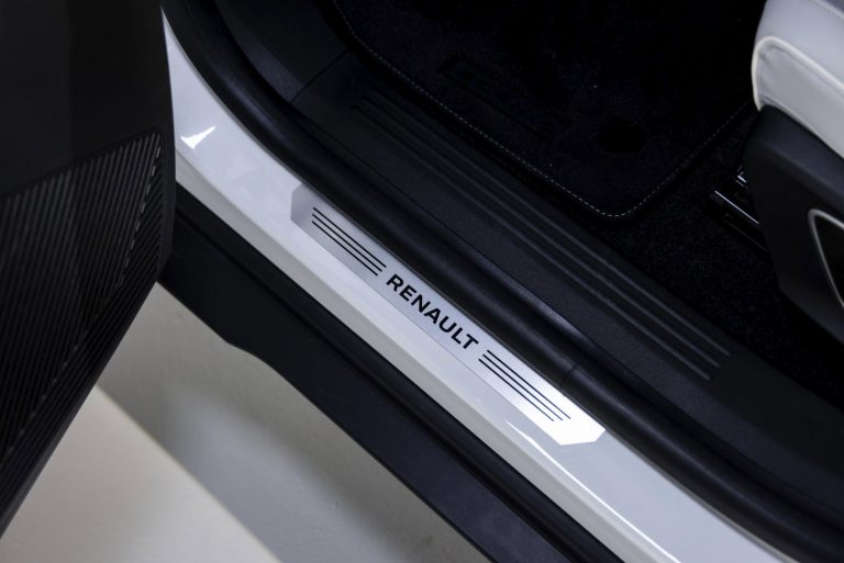 Renault Scenic E-Tech Electric - Mobilsiden.dk
