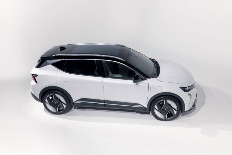 Renault Scenic E-Tech Electric - Mobilsiden.dk