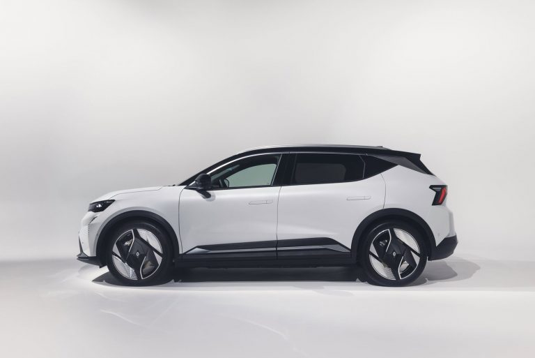 Renault Scenic E-Tech Electric - Mobilsiden.dk