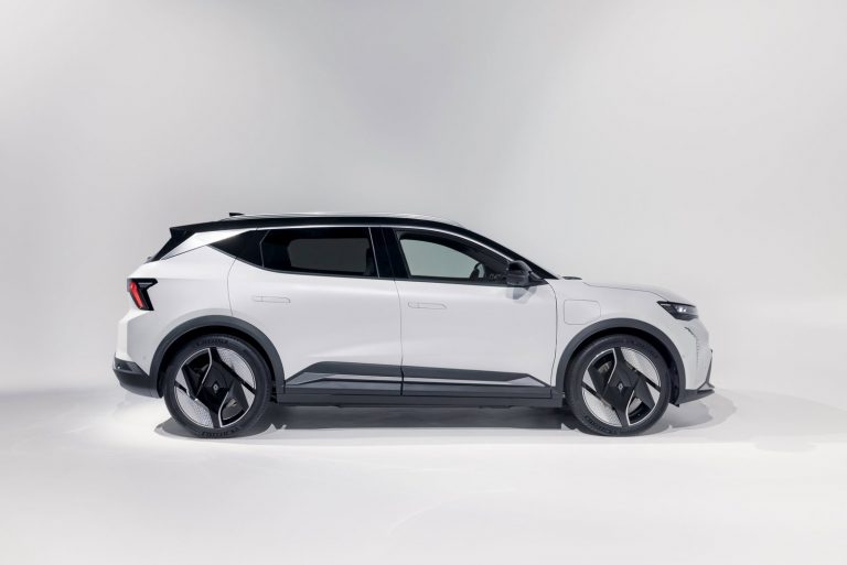 Renault Scenic E-Tech Electric - Mobilsiden.dk
