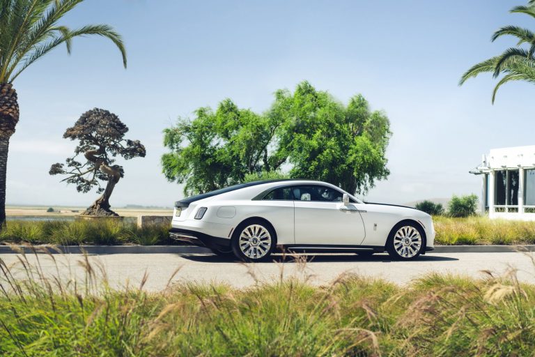 Rolls-Royce Spectre - Mobilsiden.dk
