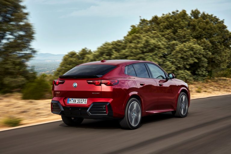 BMW iX2 - Mobilsiden.dk
