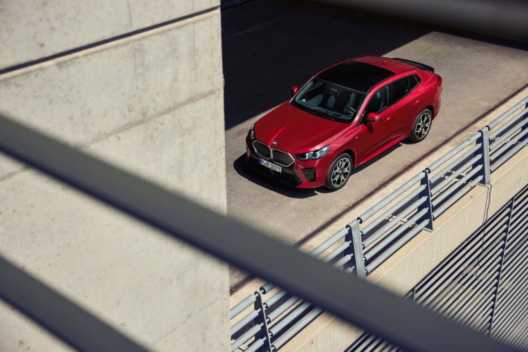 BMW iX2 - Mobilsiden.dk