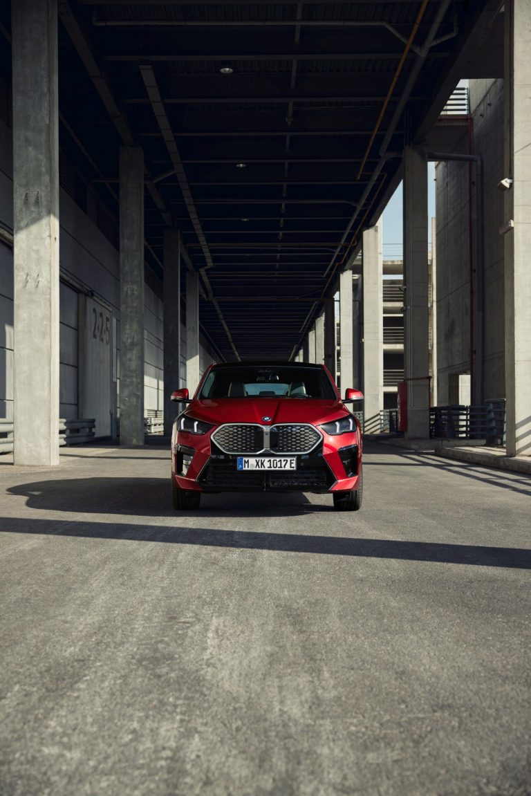 BMW iX2 - Mobilsiden.dk