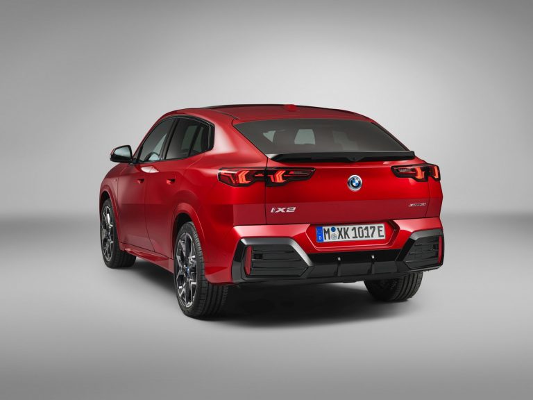 BMW iX2 - Mobilsiden.dk