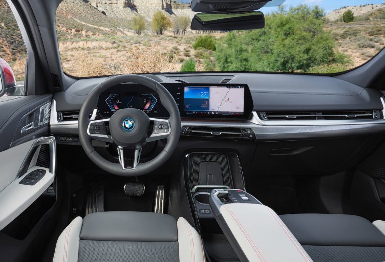 BMW iX2 - Mobilsiden.dk