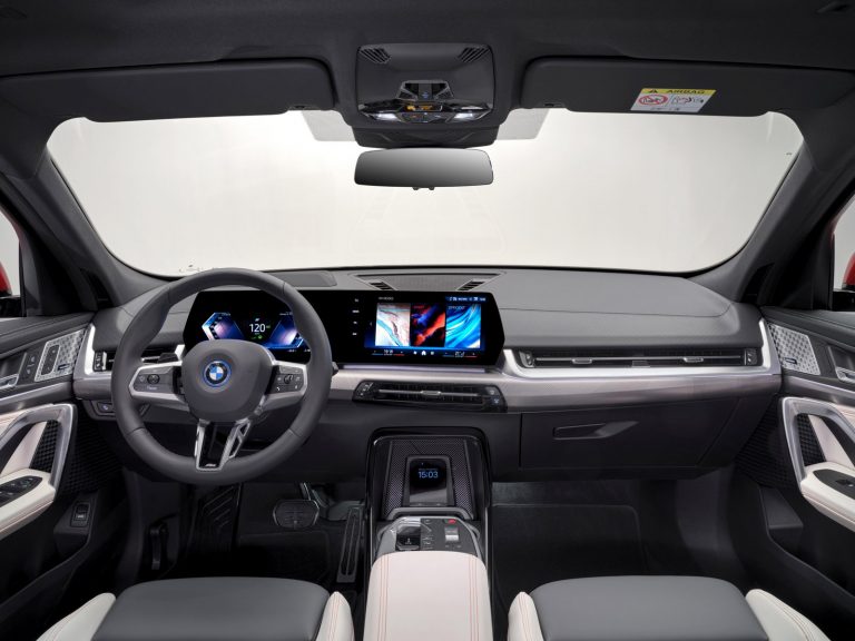 BMW iX2 - Mobilsiden.dk