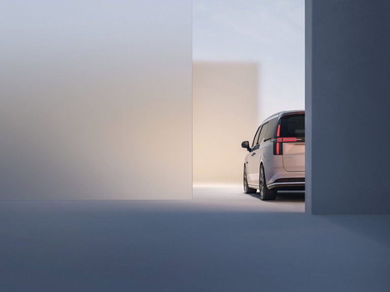 Volvo EM90 - Mobilsiden.dk