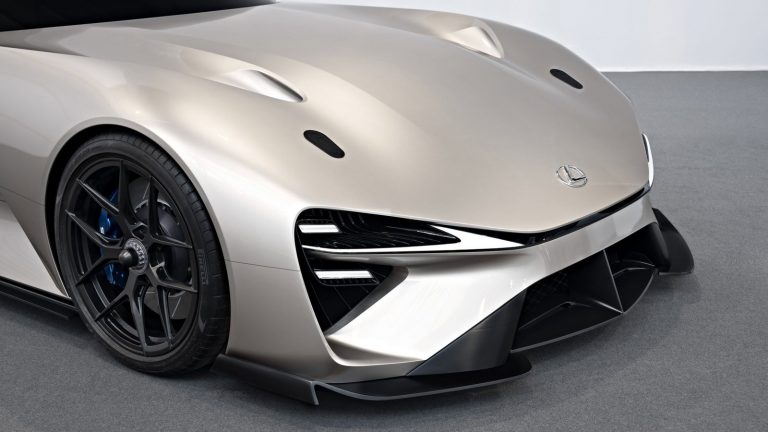 Lexus LFA - Mobilsiden.dk