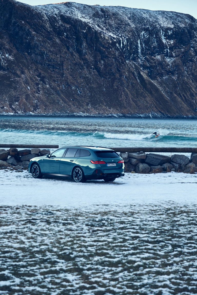 BMW i5 Touring - Mobilsiden.dk