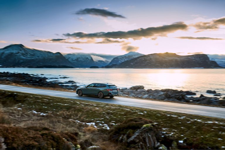 BMW i5 Touring - Mobilsiden.dk