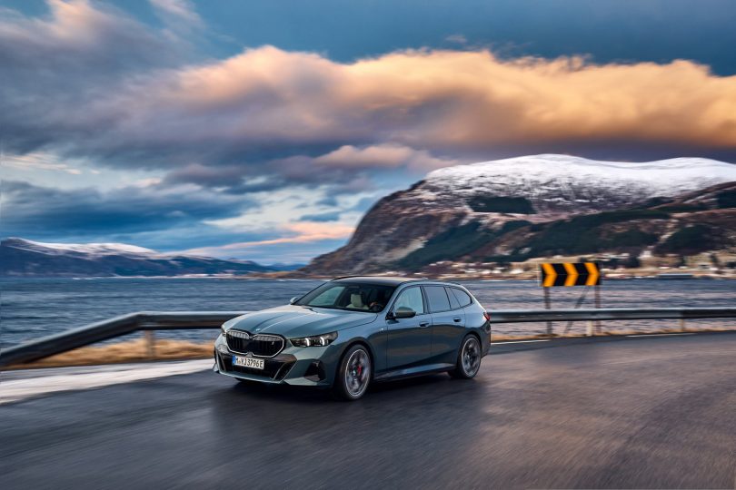 BMW i5 Touring - Mobilsiden.dk