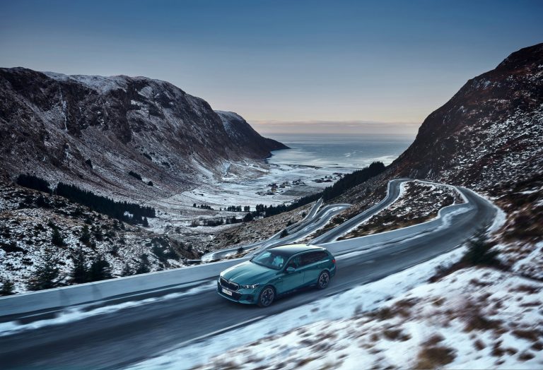 BMW i5 Touring - Mobilsiden.dk