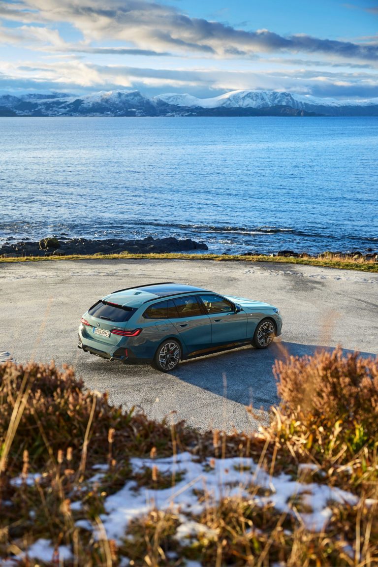 BMW i5 Touring - Mobilsiden.dk