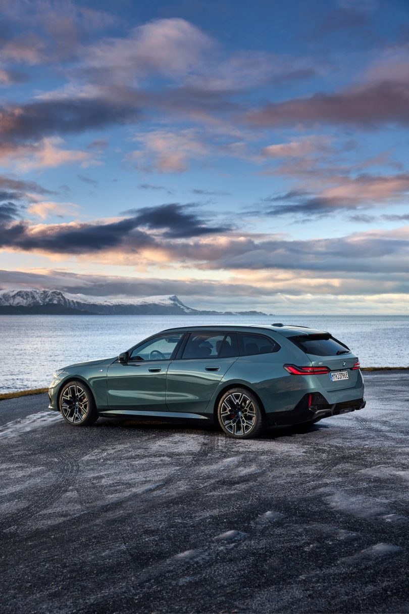 BMW i5 Touring - Mobilsiden.dk