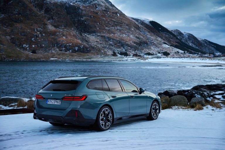 BMW i5 Touring - Mobilsiden.dk