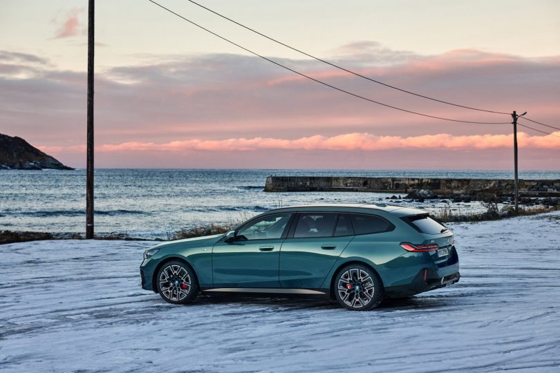 BMW i5 Touring - Mobilsiden.dk