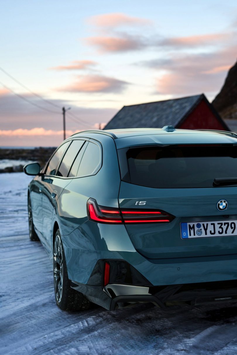 BMW i5 Touring - Mobilsiden.dk