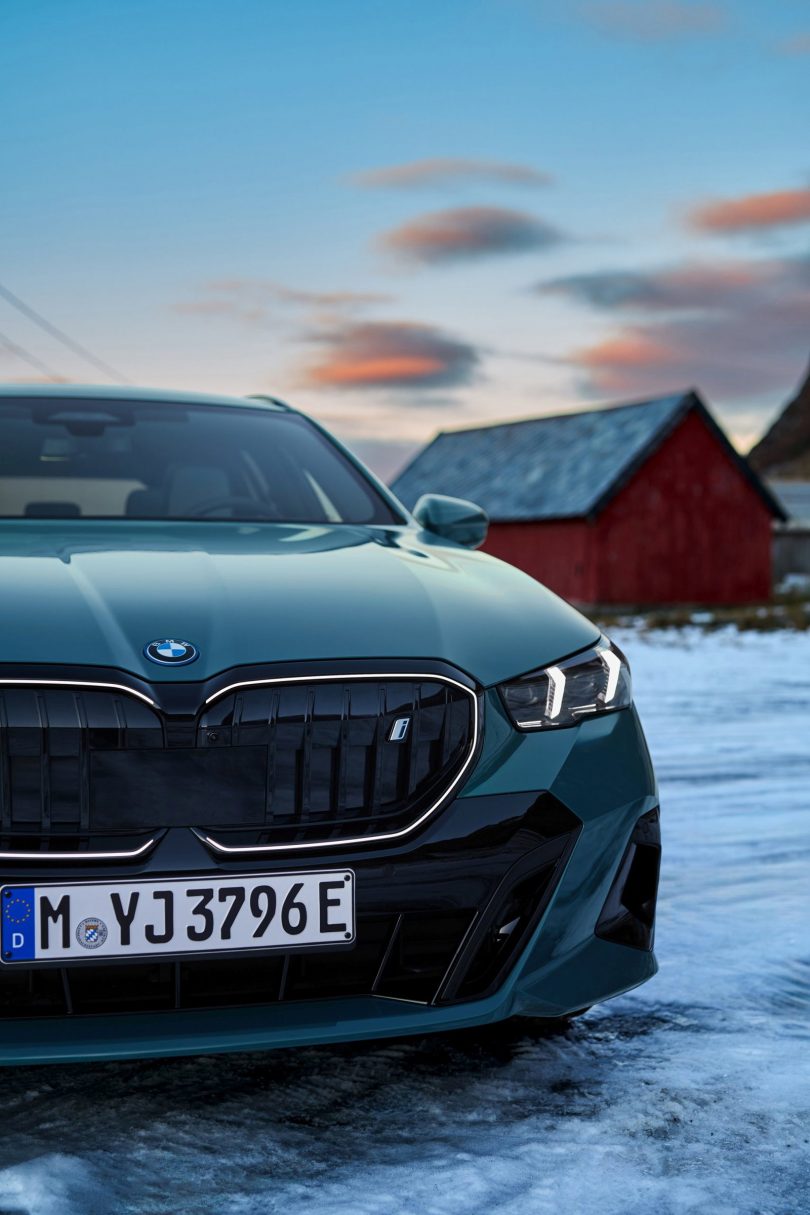 BMW i5 Touring - Mobilsiden.dk
