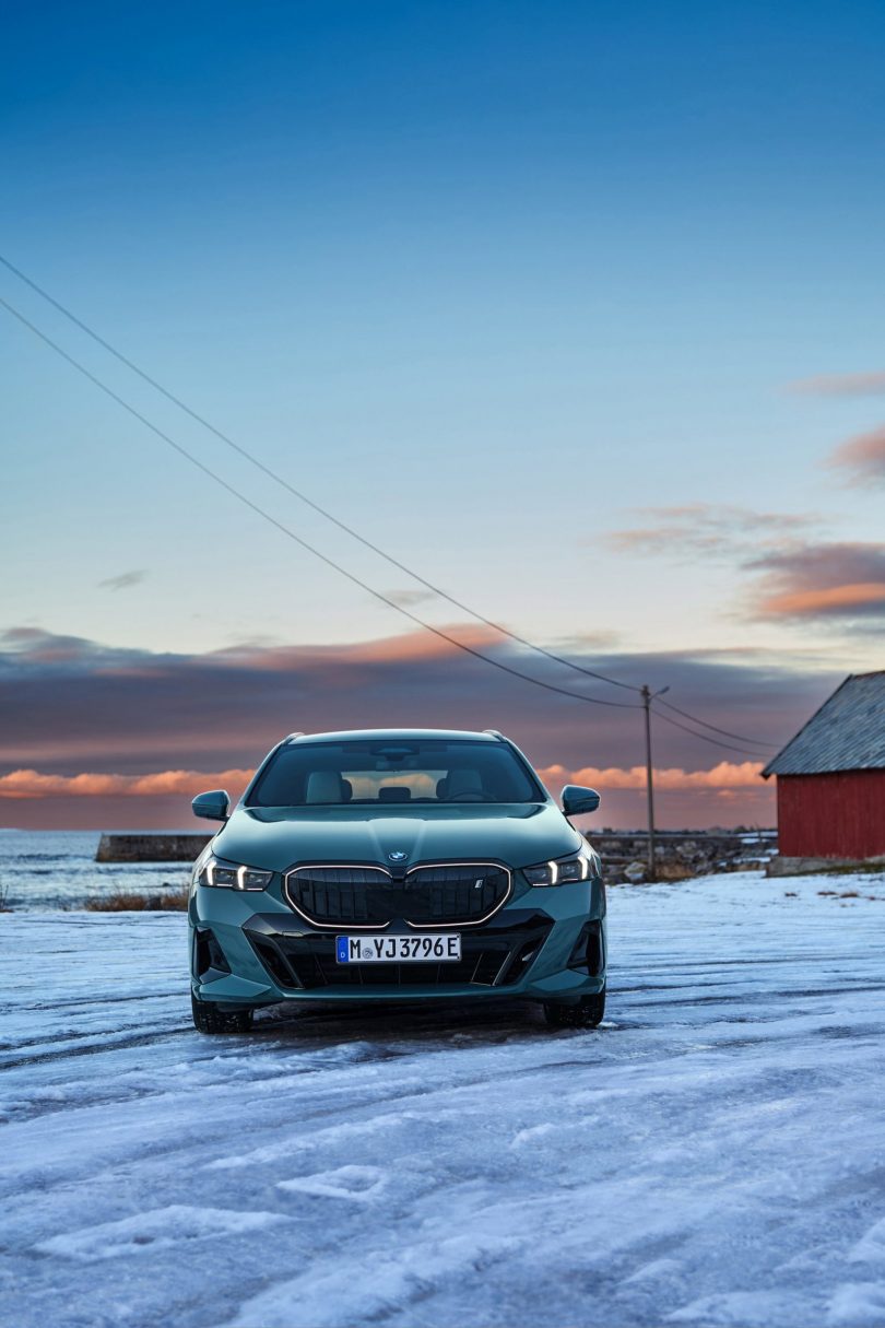 BMW i5 Touring - Mobilsiden.dk
