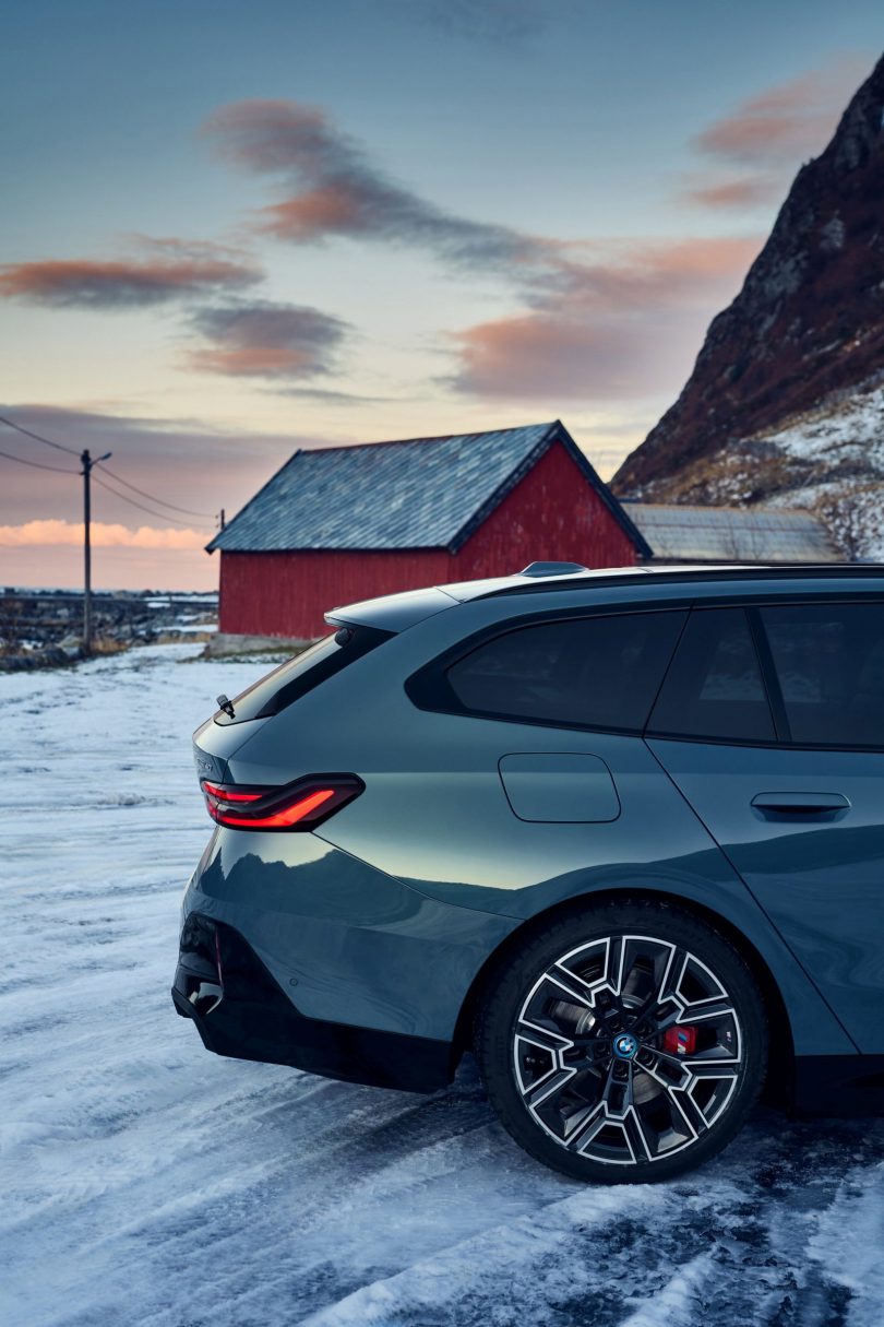 BMW i5 Touring - Mobilsiden.dk