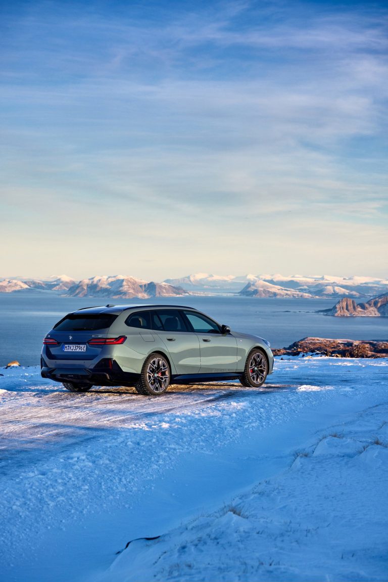 BMW i5 Touring - Mobilsiden.dk