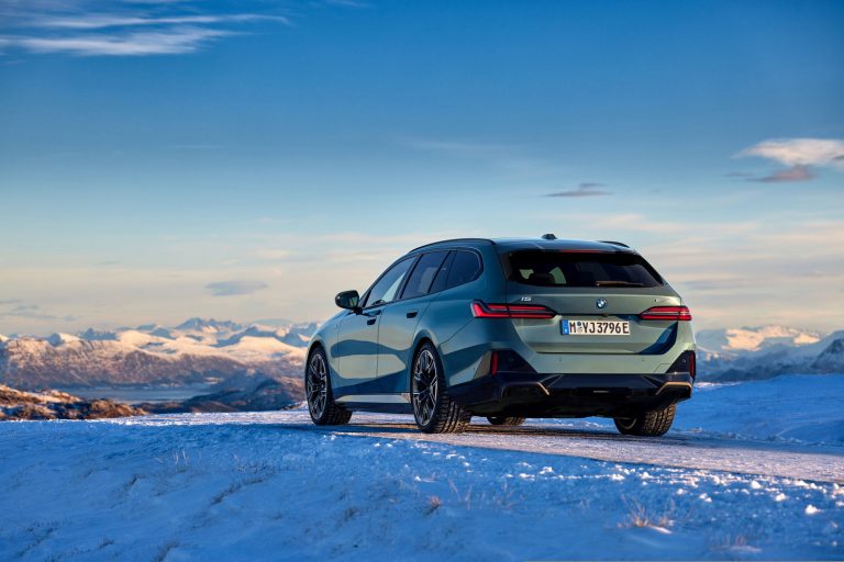 BMW i5 Touring - Mobilsiden.dk
