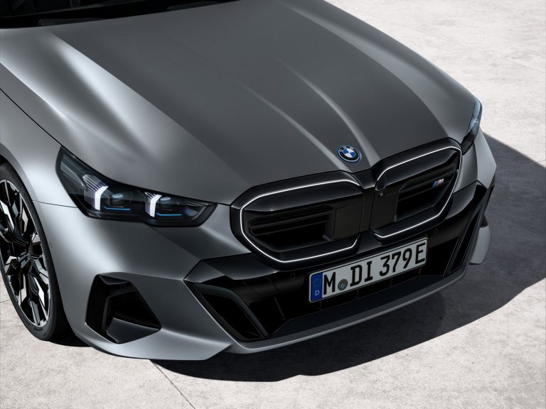 BMW i5 Touring - Mobilsiden.dk