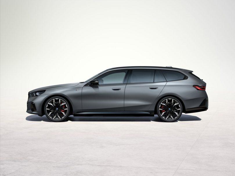 BMW i5 Touring - Mobilsiden.dk