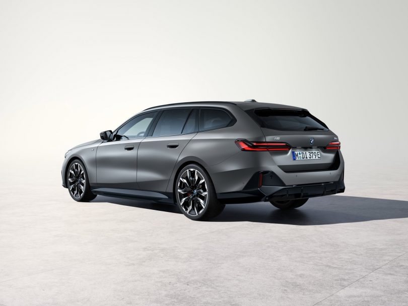 BMW i5 Touring - Mobilsiden.dk