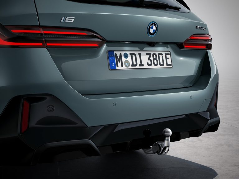 BMW i5 Touring - Mobilsiden.dk