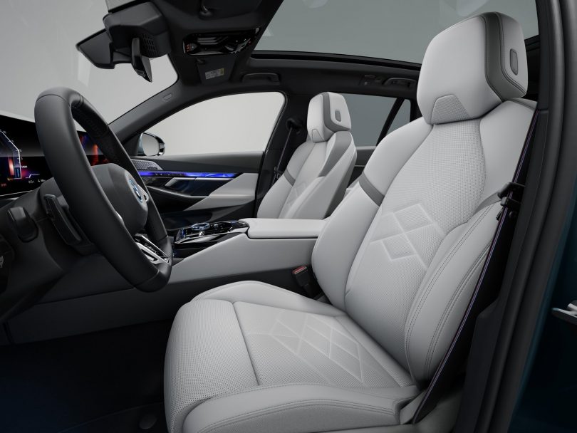 BMW i5 Touring - Mobilsiden.dk