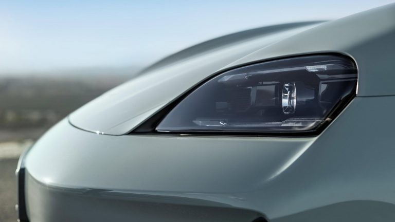 Porsche Taycan - Mobilsiden.dk