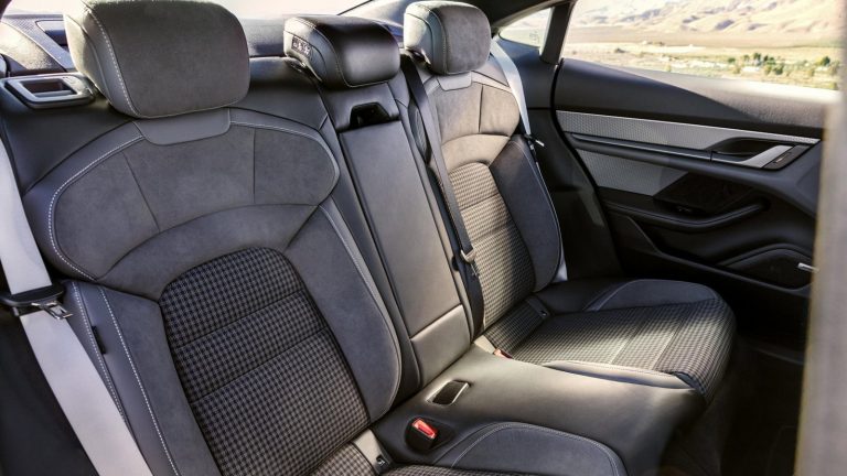 Porsche Taycan - Mobilsiden.dk