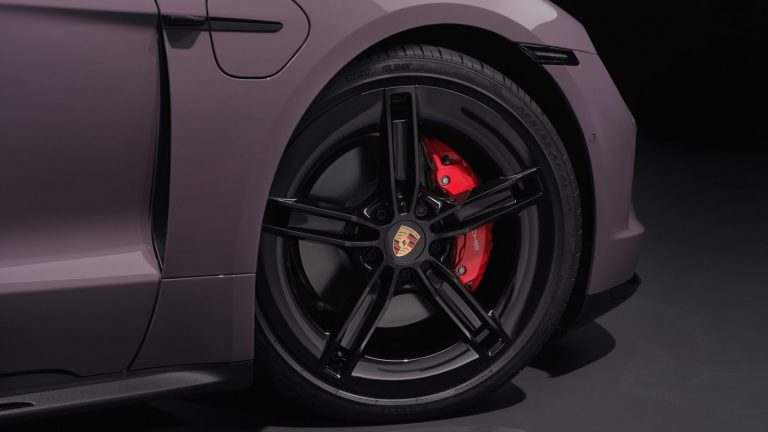 Porsche Taycan Sport Turismo - Mobilsiden.dk