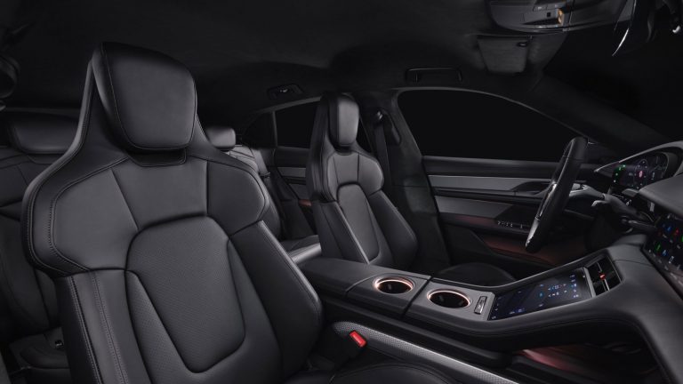 Porsche Taycan Sport Turismo - Mobilsiden.dk