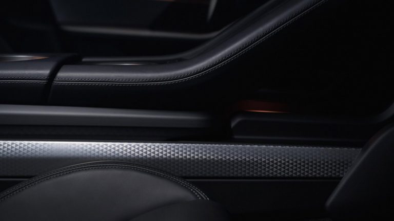 Porsche Taycan Sport Turismo - Mobilsiden.dk