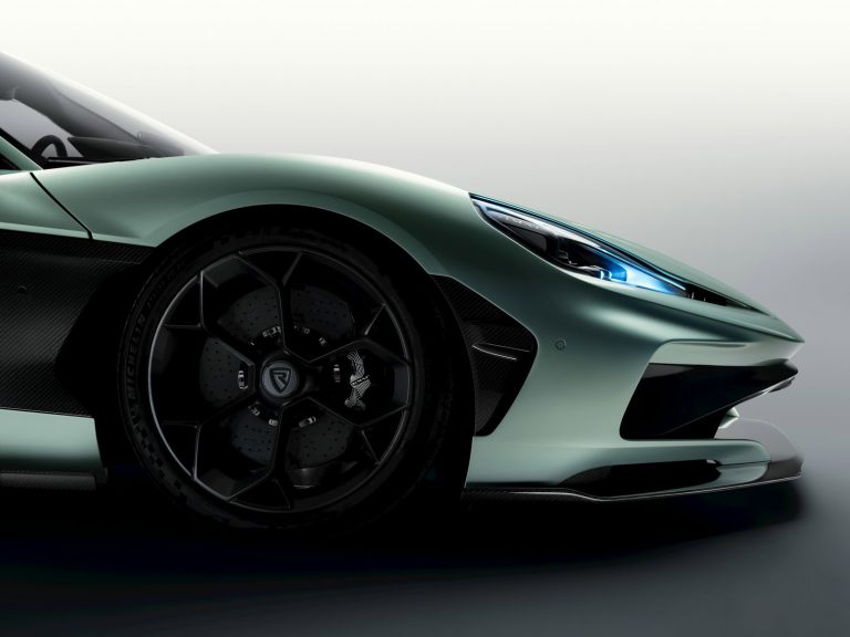 Rimac Nevera R - Mobilsiden.dk