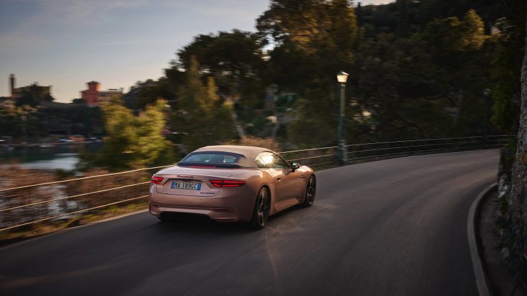 Maserati GranCabrio Folgore - Mobilsiden.dk